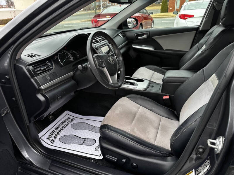 2012 Toyota Camry SE V6