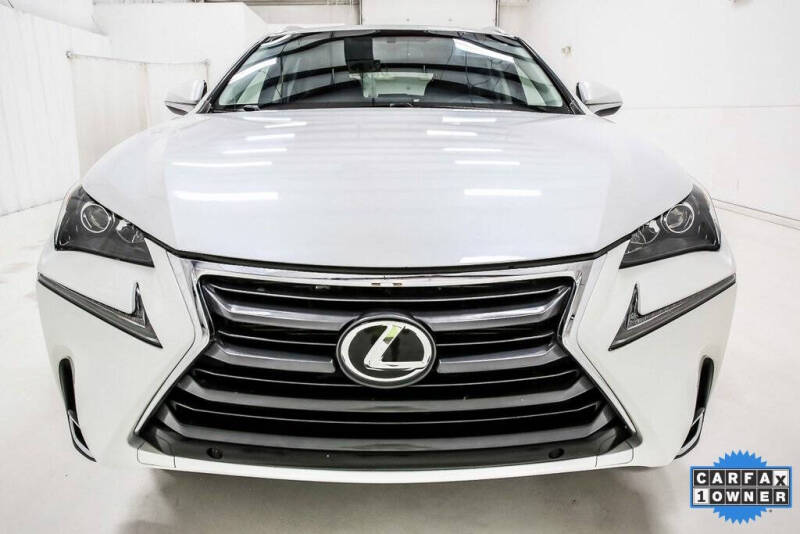 2017 Lexus NX 200t