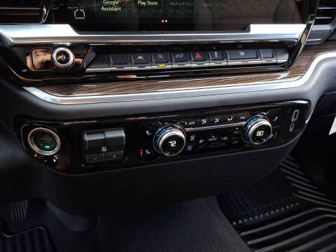 2026 GMC Sierra 1500 Elevation Standard