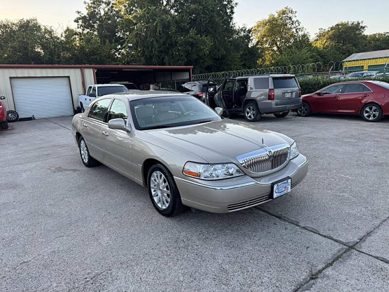 2007 Lincoln Town Car Signature