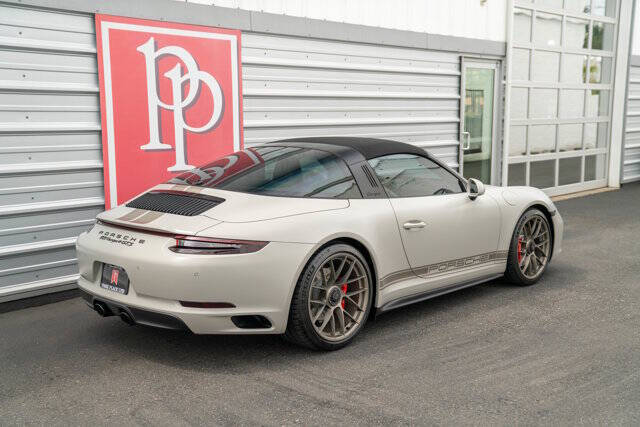 2019 Porsche 911 41