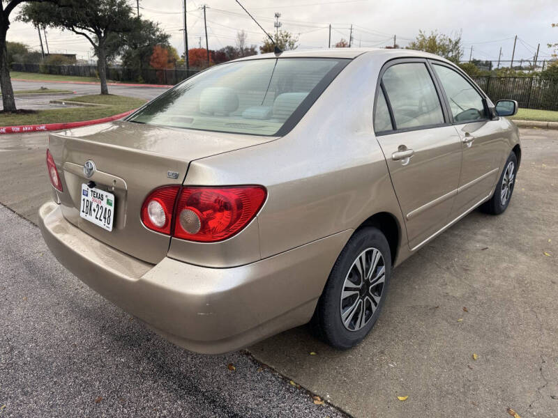 2005 Toyota Corolla LE