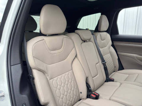 2025 Volvo EX90 Twin Performance Plus 7P