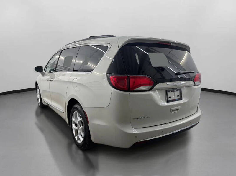 2017 Chrysler Pacifica