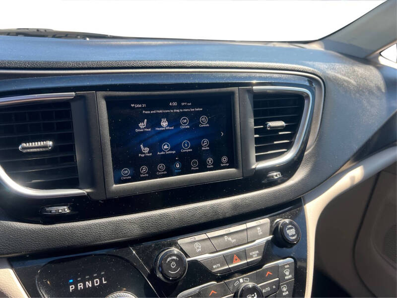 2020 Chrysler Pacifica Touring L