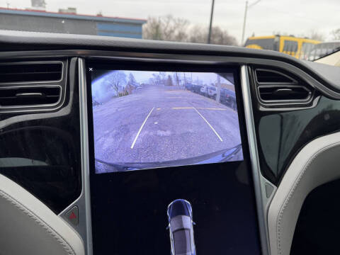 2015 Tesla Model S 85D