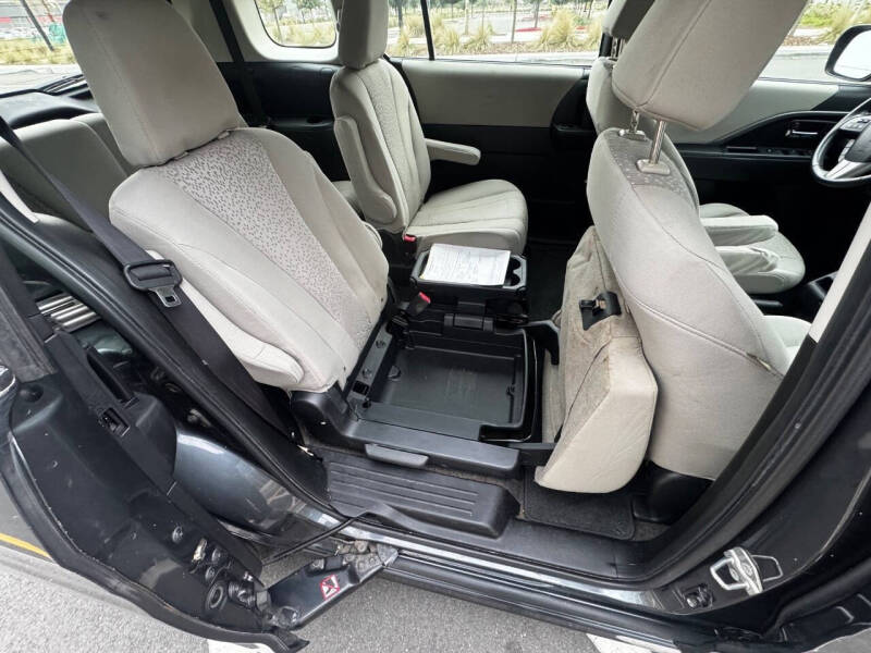 2012 Mazda MAZDA5 Touring