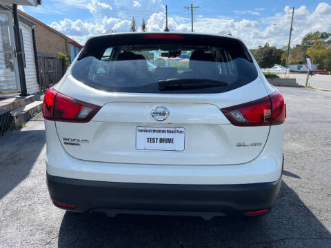 2017 Nissan Rogue Sport SL