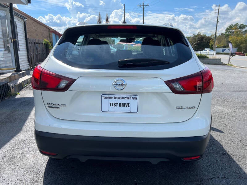 2017 Nissan Rogue Sport SL