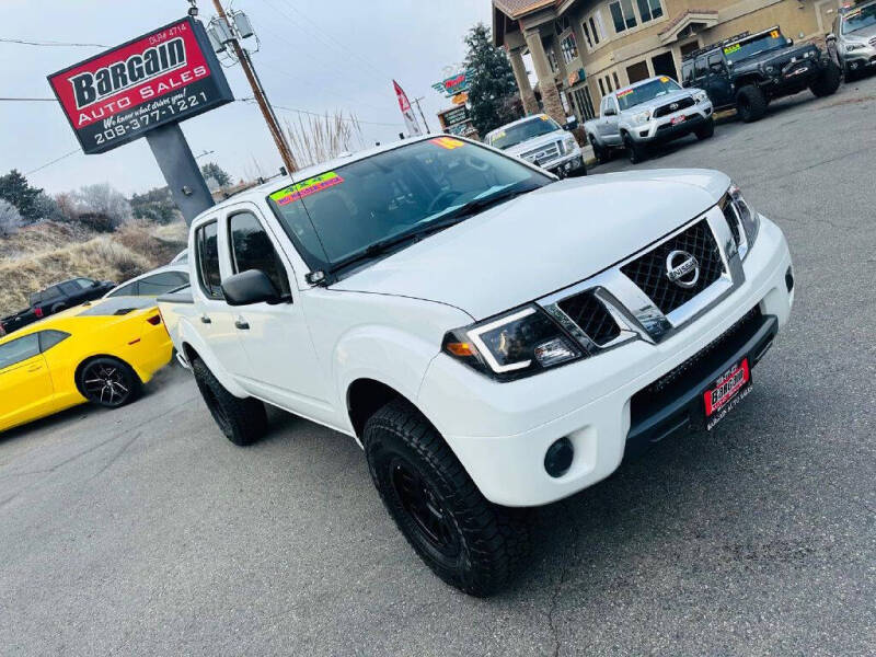 2016 Nissan Frontier SV photo 9