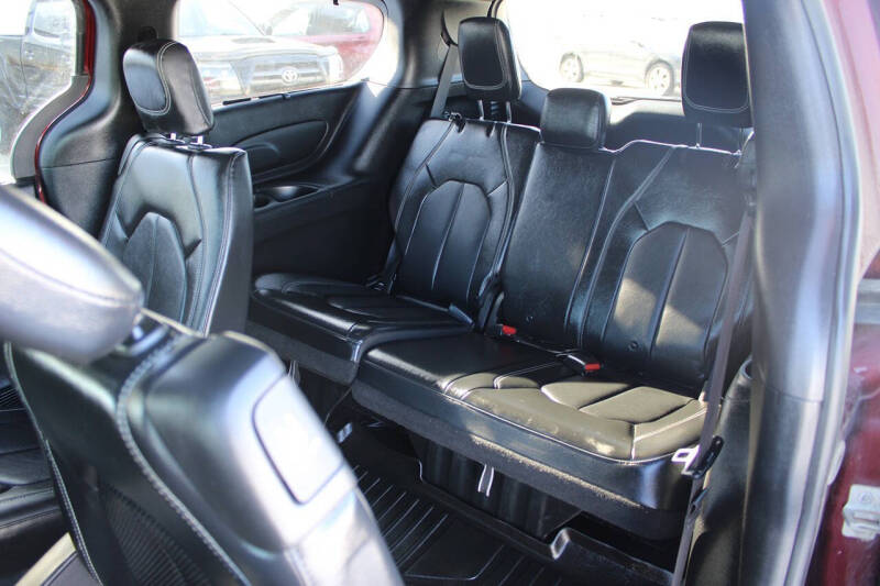 2019 Chrysler Pacifica Touring L