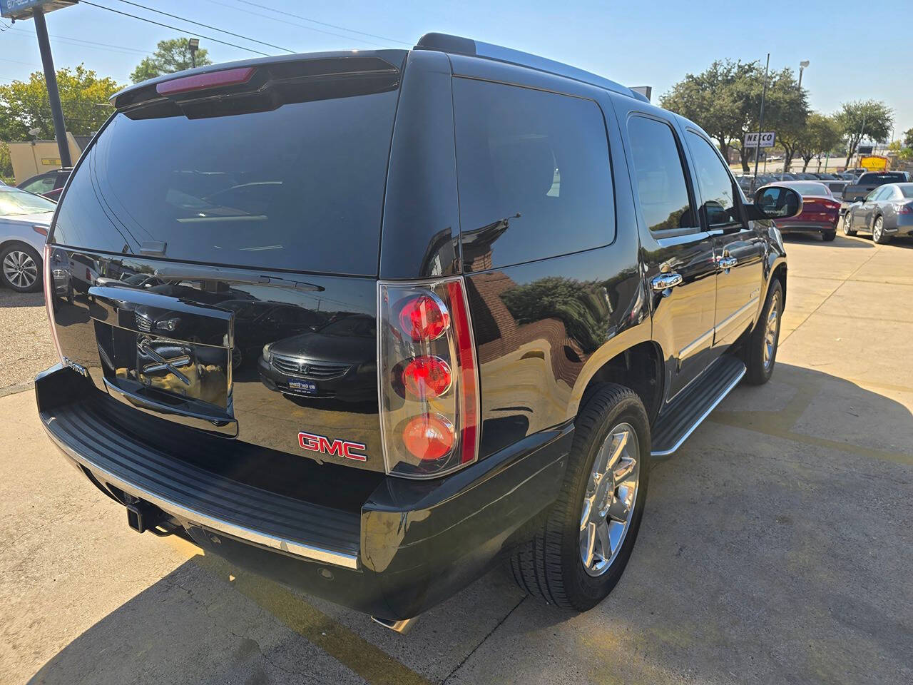 2013 GMC Yukon for sale at Mac Motors in Arlington, TX