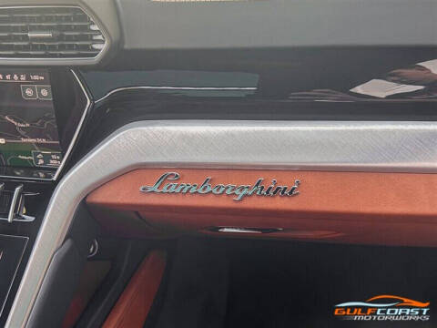 2022 Lamborghini Urus