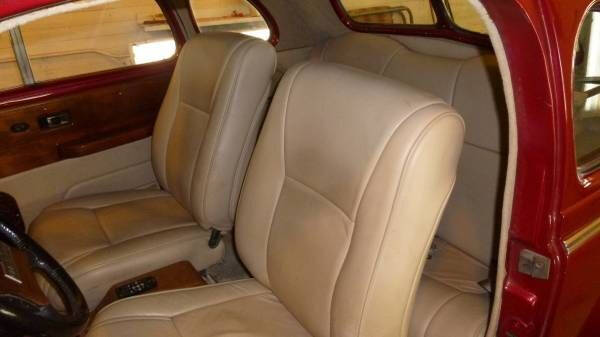 1937 Oldsmobile Business Coupe