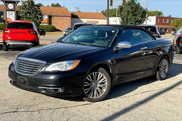 2013 Chrysler 200 Limited