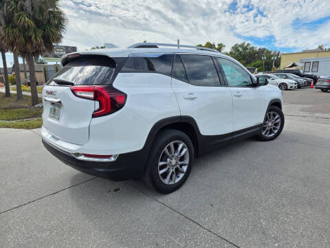 2022 GMC Terrain SLT