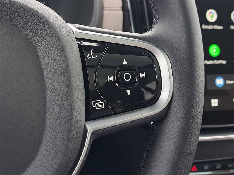 2026 Volvo XC90 B6 Core