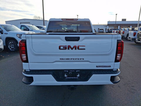2026 GMC Sierra 1500 Elevation Standard