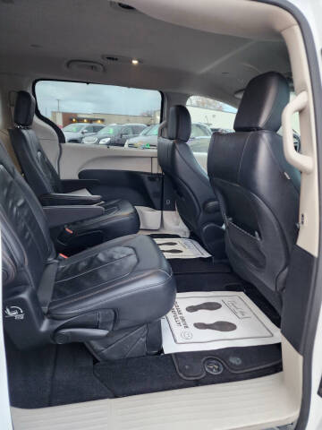 2018 Chrysler Pacifica Touring L