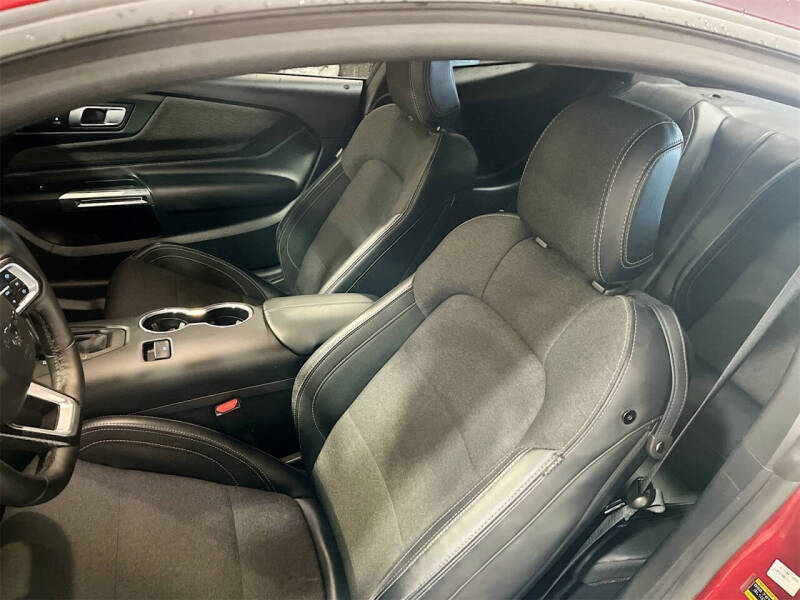 2024 Ford Mustang EcoBoost