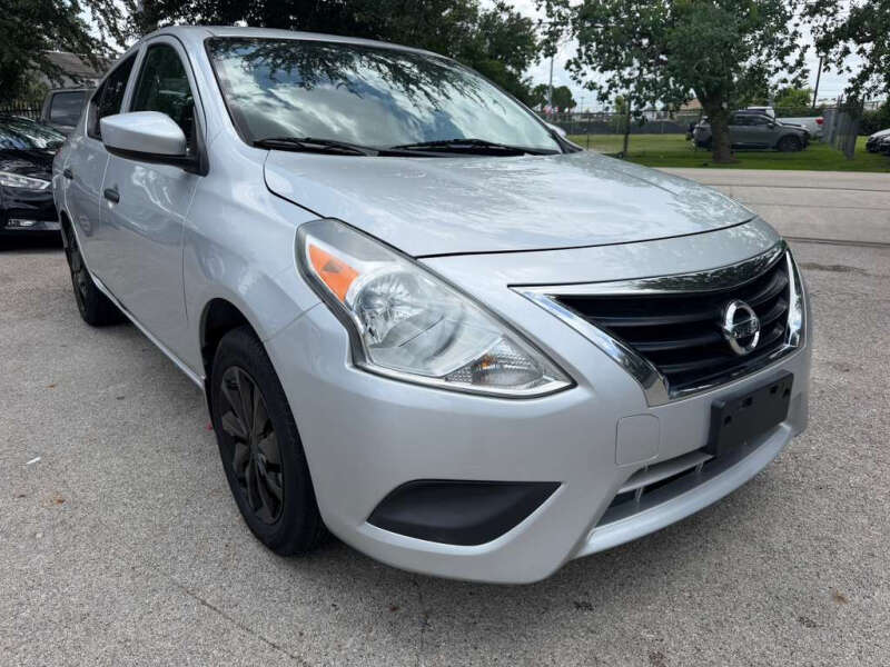 2018 Nissan Versa
