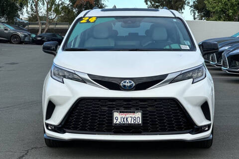 2024 Toyota Sienna XSE 7-Passenger