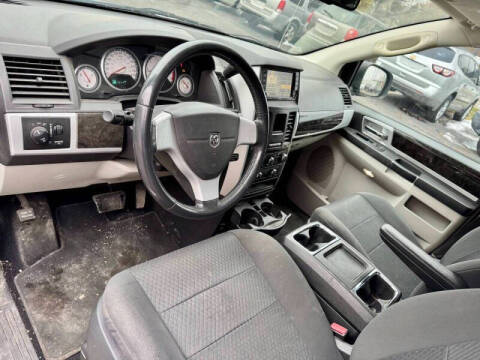 2010 Dodge Grand Caravan Crew