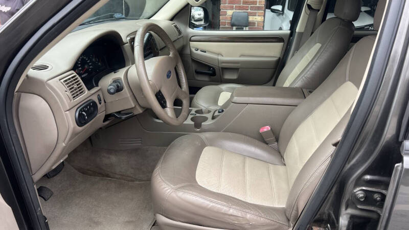 2005 Ford Explorer Eddie Bauer