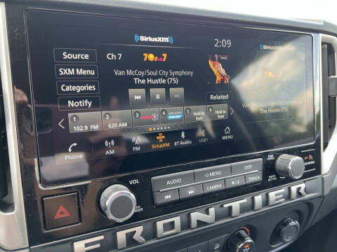 2025 Nissan Frontier SV
