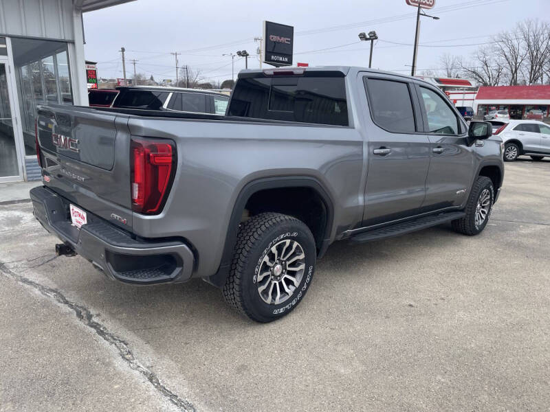 Used 2021 GMC Sierra 1500 AT4 with VIN 3GTP9EEDXMG337192 for sale in Maquoketa, IA