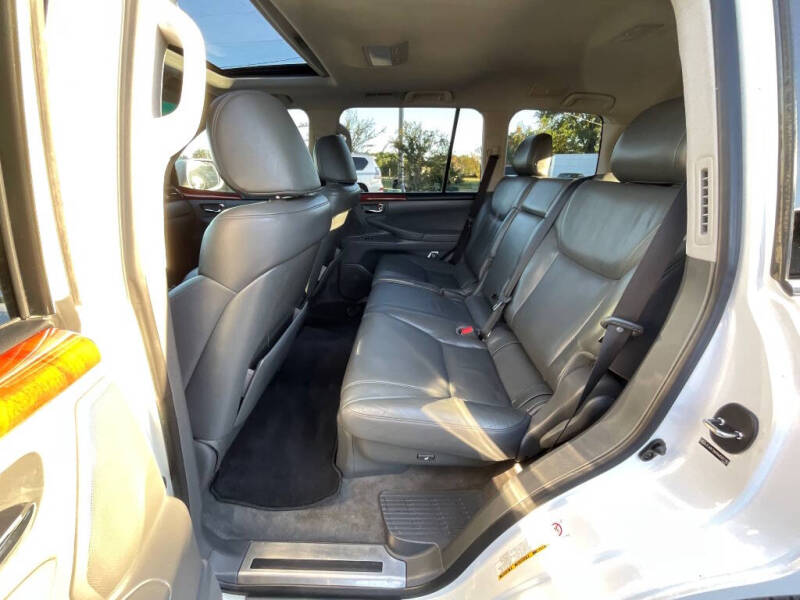 2010 Lexus LX 570