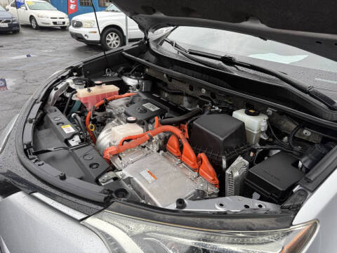 2018 Toyota RAV4 Hybrid XLE