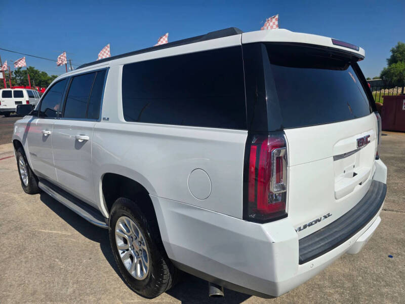 2015 GMC Yukon XL SLE