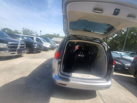 2017 Chrysler Pacifica Touring