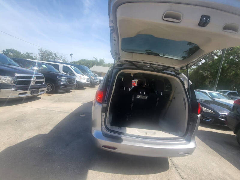 2017 Chrysler Pacifica Touring