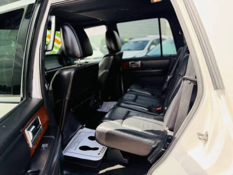 2016 Lincoln Navigator Select