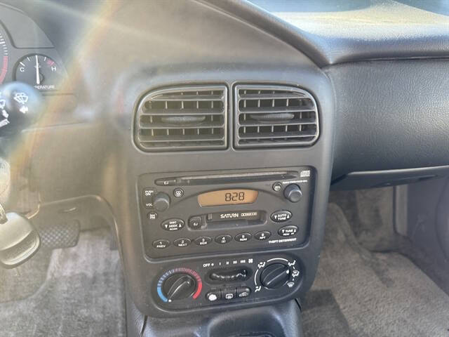 2002 Saturn S-Series SL2