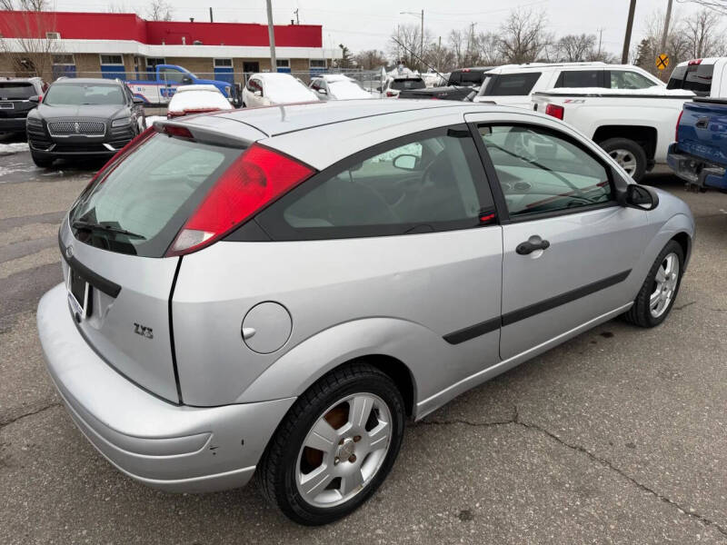 2003 Ford Focus ZX3