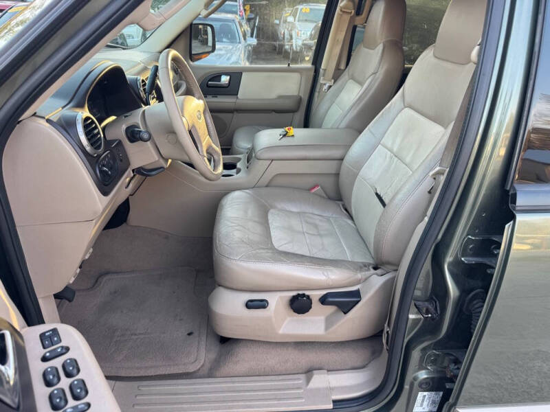 2004 Ford Expedition Eddie Bauer