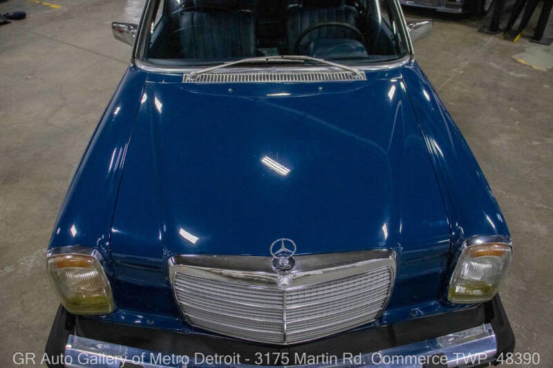 1975 Mercedes-Benz 280-Class