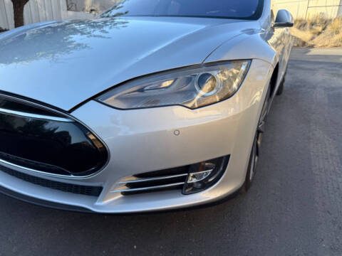 2013 Tesla Model S Performance