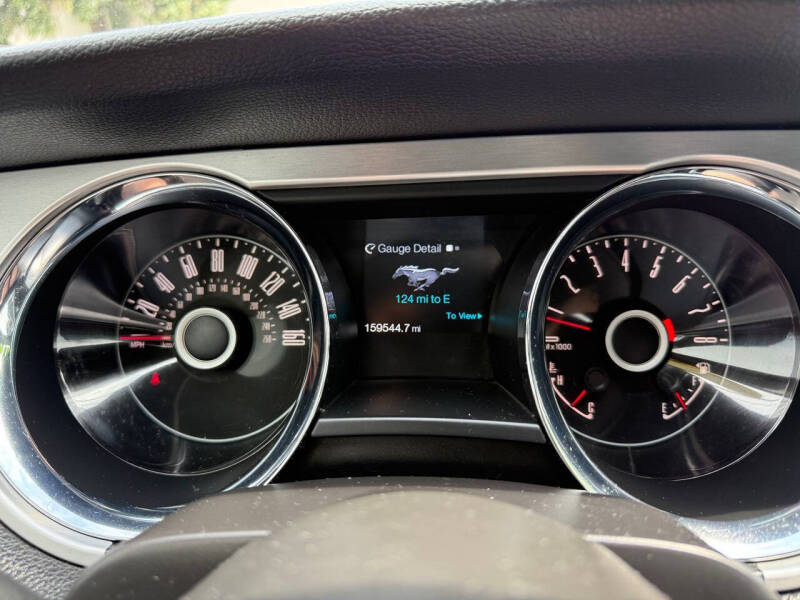 2014 Ford Mustang V6