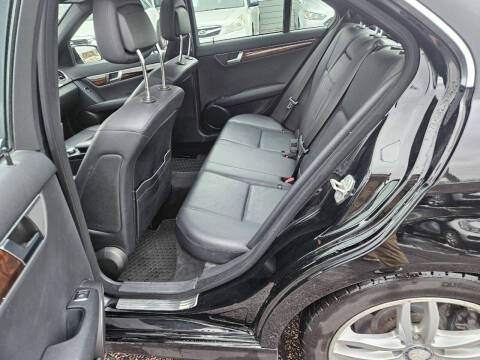 2012 Mercedes-Benz C-Class C 300 Luxury 4MATIC