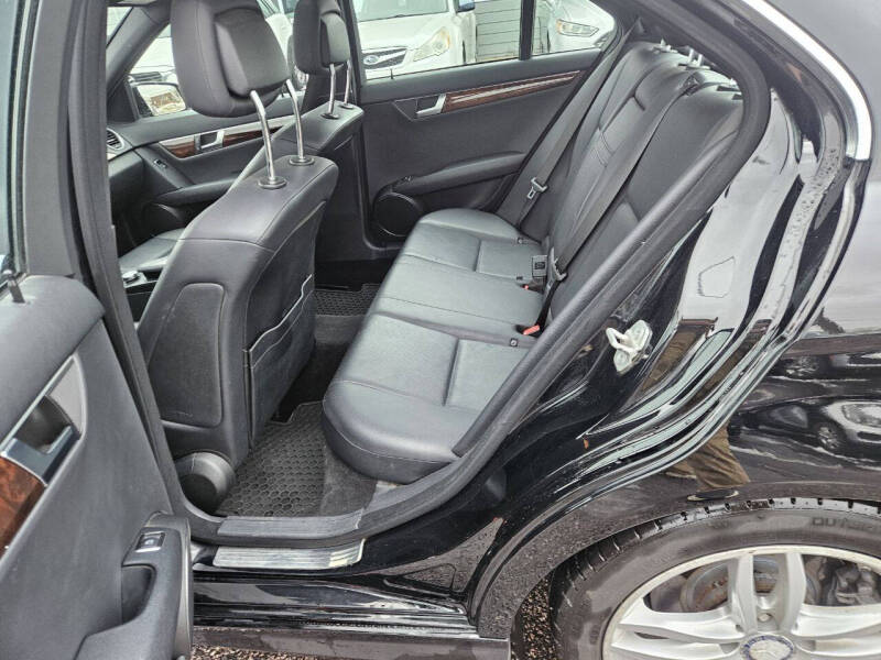 2012 Mercedes-Benz C-Class C 300 Luxury 4MATIC