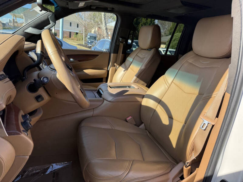 2017 Cadillac Escalade ESV Platinum