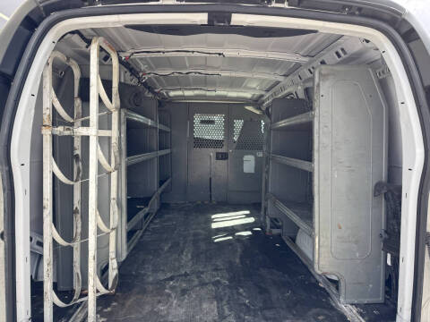 2021 Chevrolet Express 2500