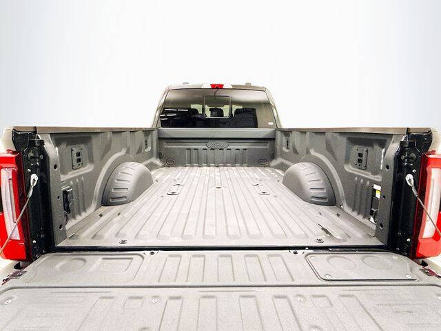 2024 Ford F-450 Super Duty Platinum