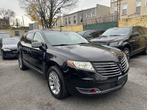 2019 Lincoln MKT Town Car Livery Fleet
