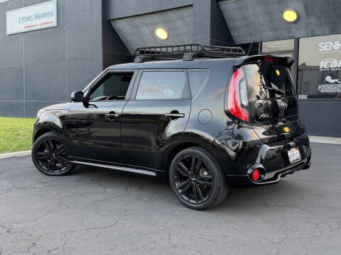 2016 Kia Soul +