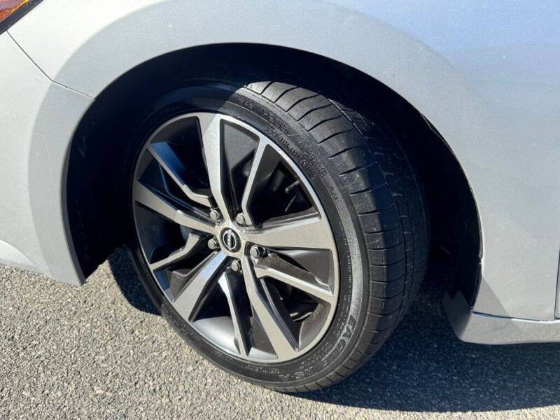 2023 Nissan Maxima 3.5 SV